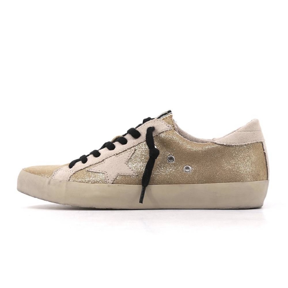 PALOMA SNEAKER- SHU SHOP- Size 9
